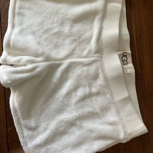 Like New - Ugg Fleece Shorts